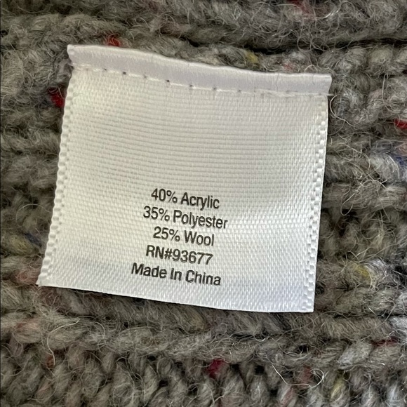 Gray Saint John Bay cable knit sweater size medium - Picture 3 of 5